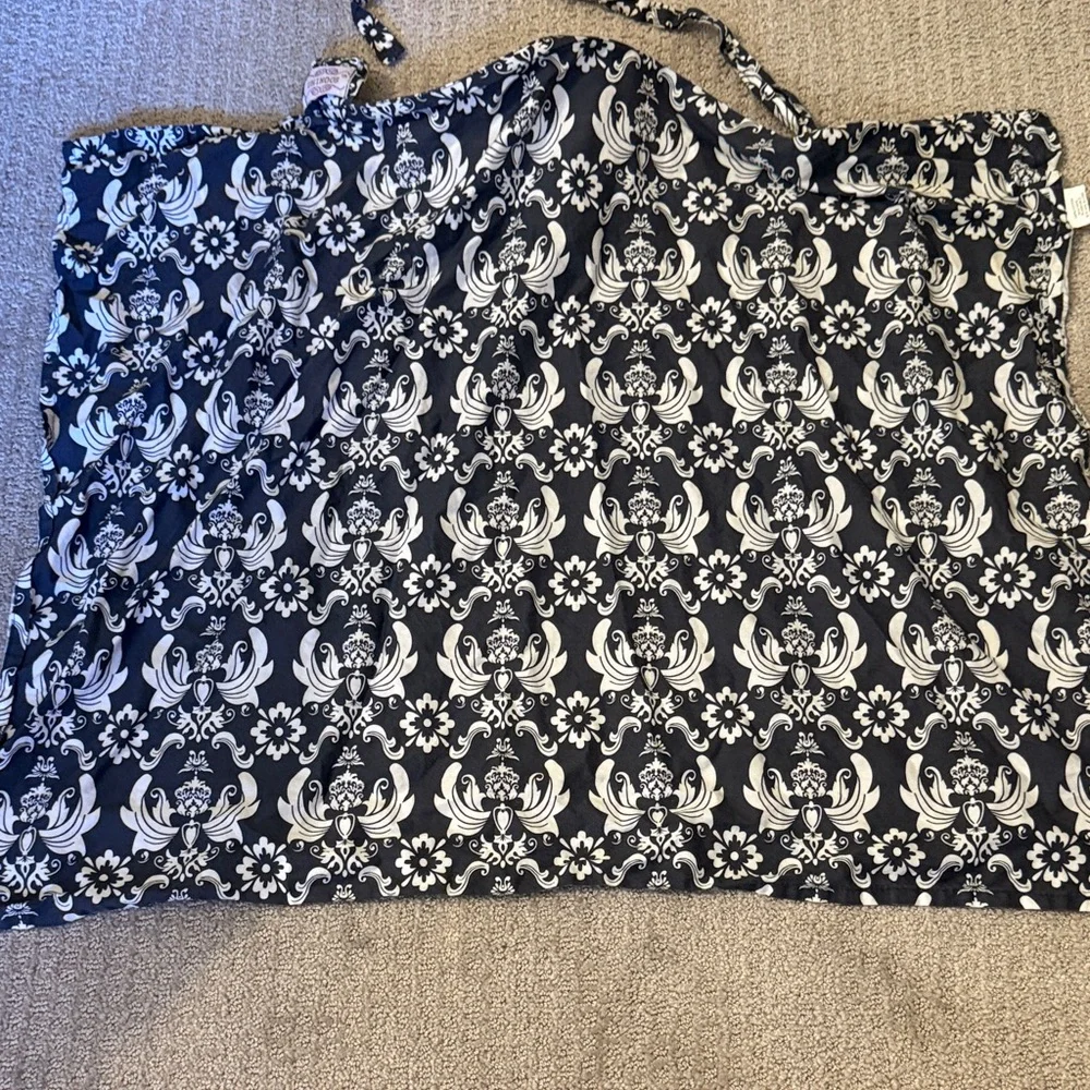 N/A nursing cover